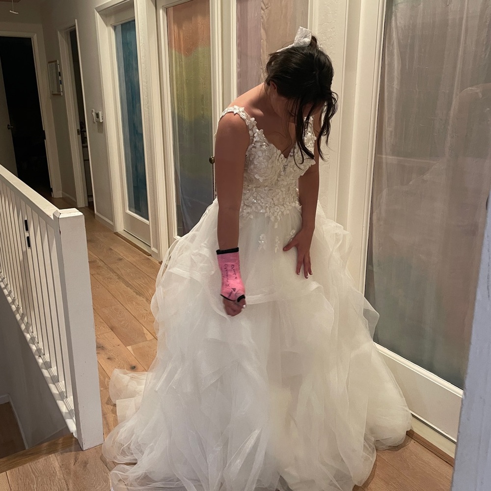 Romantic lace & organza wedding gown